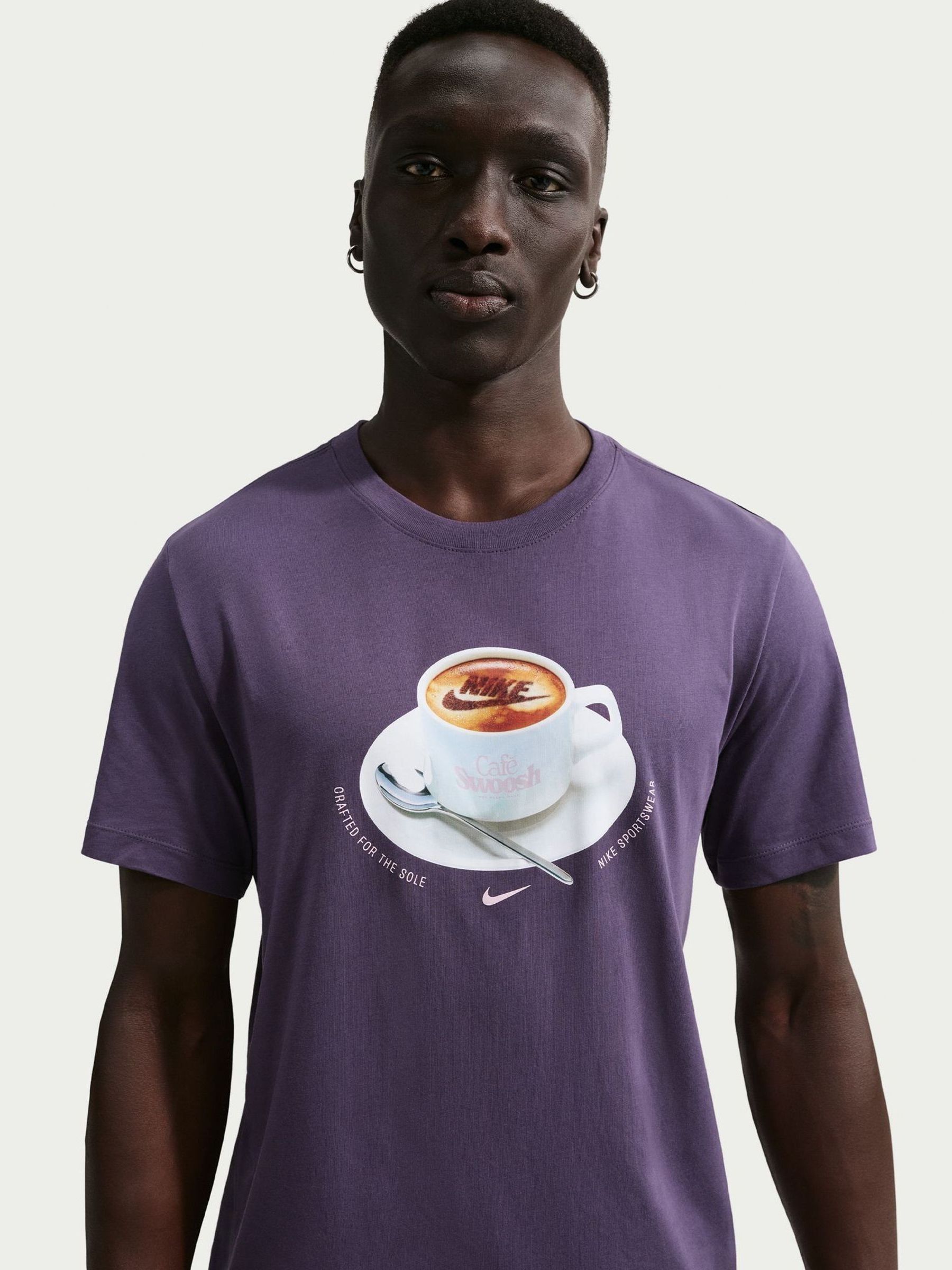 purple nike t shirt mens