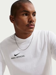 Nike White Sportswear T-Shirt - Image 4 of 5