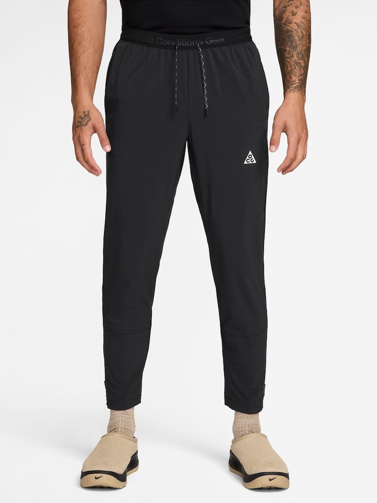 Svart - Nike ACG Dawn Range Dri-FIT Slim Joggebukser - Bilde 1 av 3