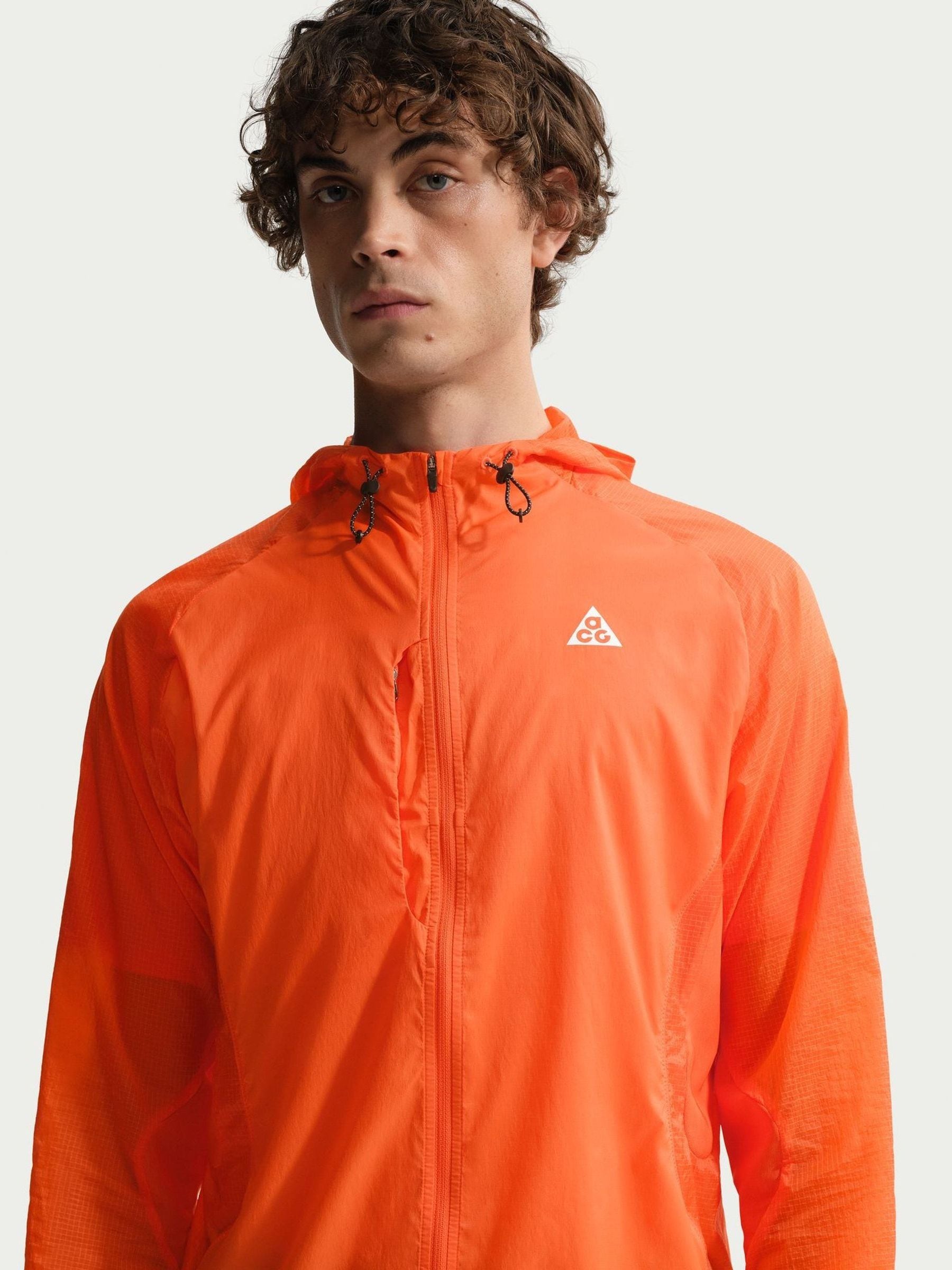 Next：日本 セーフティオレンジ - Nike ACG Trail Aireez ランニング