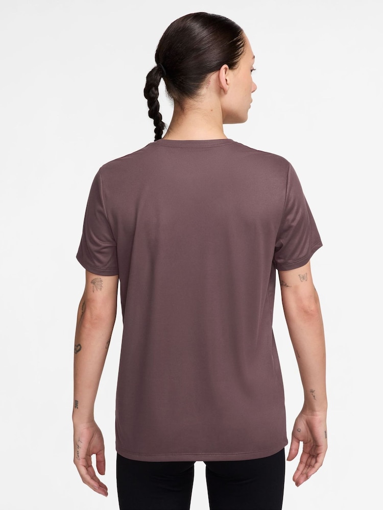 Nike Tattoo Brown Dri-FIT T-Shirt - Image 2 of 3 Nike Tattoo Brown Dri-FIT T-Shirt - Image 2 of 3