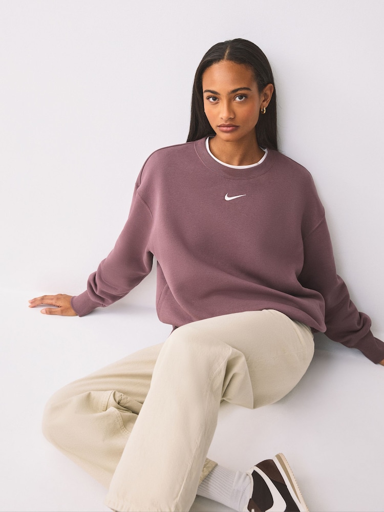 Brązowy z motywem tatuażu - Bluza z okrągłym dekoltem Nike Oversized Fleece - Obraz 7 z 7 Brązowy z motywem tatuażu - Bluza z okrągłym dekoltem Nike Oversized Fleece - Obraz 7 z 7