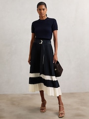 Reiss Navy/Ivory Goldie Belted Pleated Midi Skirt - Image 3 of 8