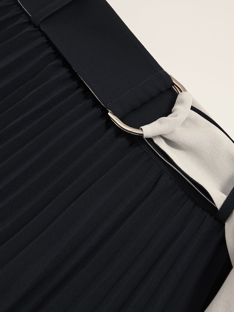 Reiss Navy/Ivory Goldie Belted Pleated Midi Skirt - Image 8 of 8