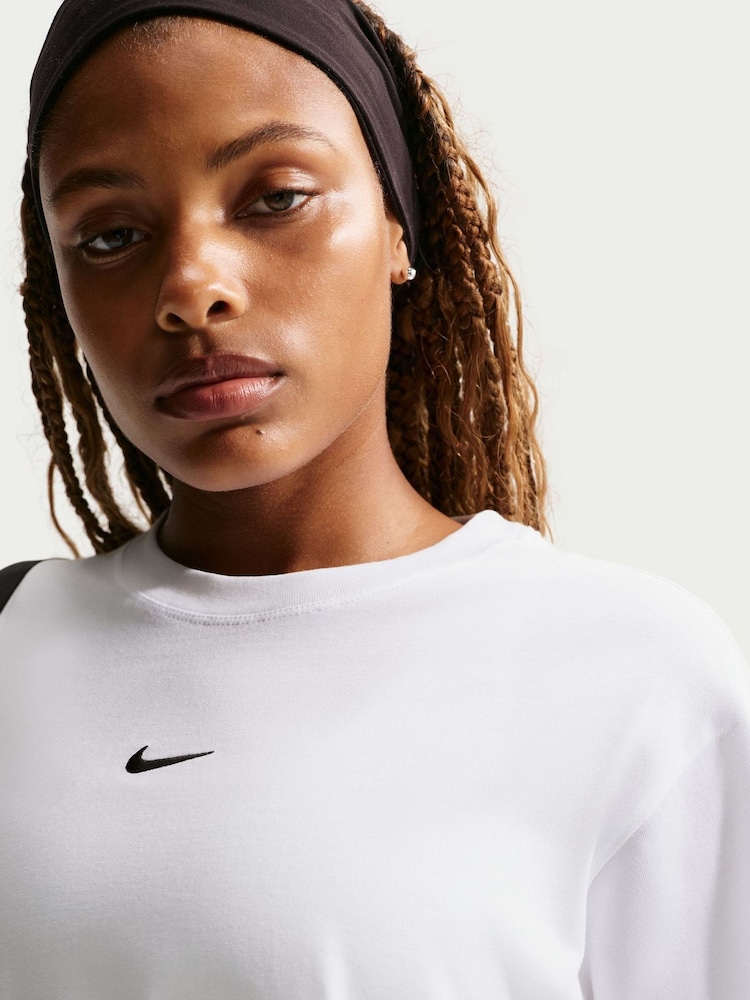Nike White Sportswear Essential Oversized T-Shirt - Image 5 of 5