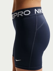 미드나잇 네이비 - 나이키 프로 365 5'' 미드라이즈 쇼츠 - 6의 이미지 6