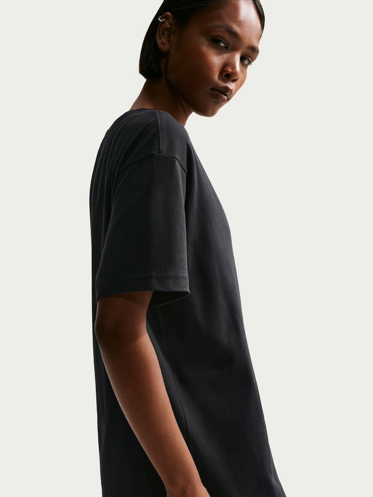 Nike Black Sportswear Essential Oversized T-Shirt - Image 5 of 5