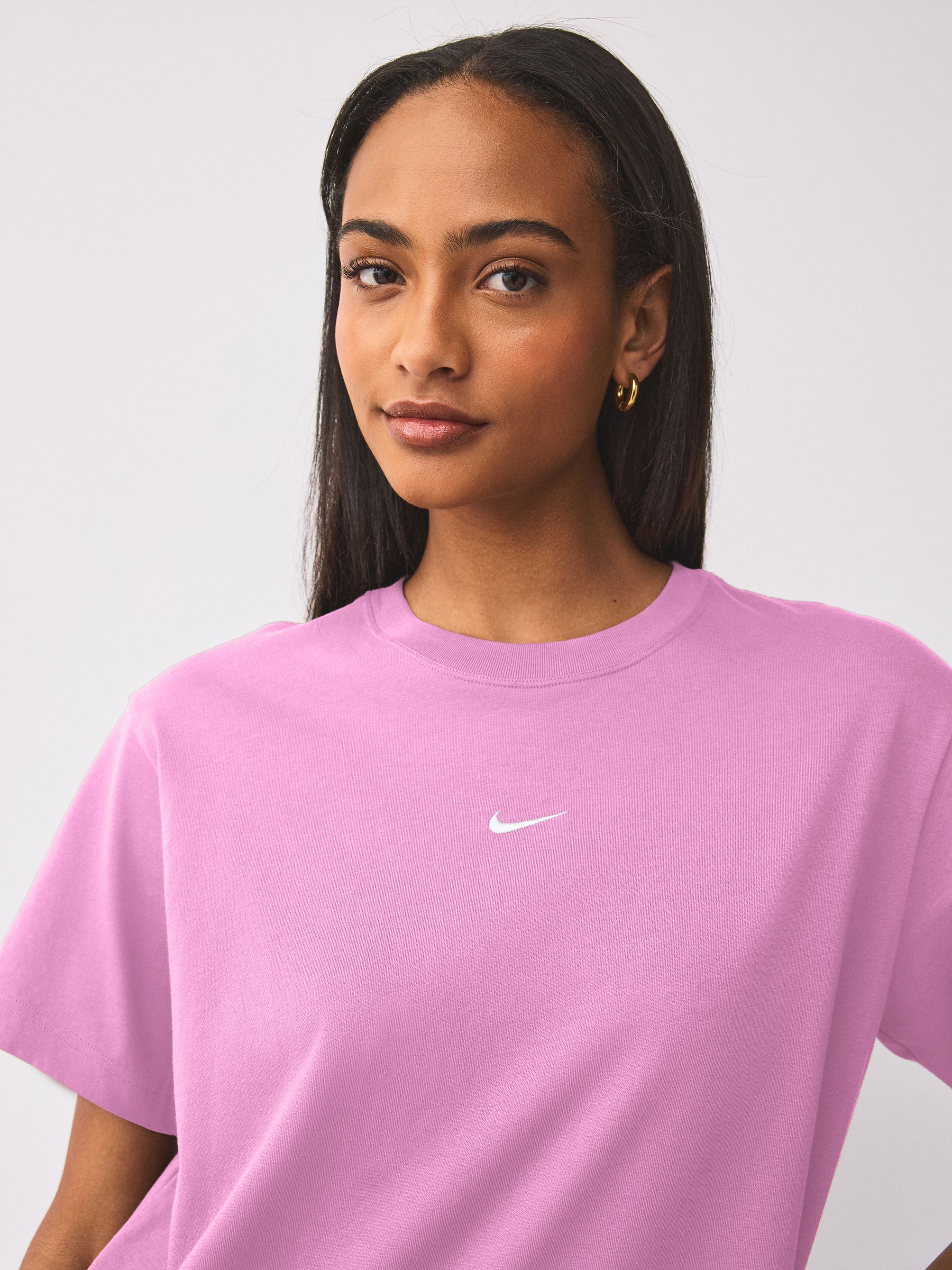 nike women's pink t shirt