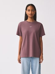 Nike Purple Sportswear Essential Oversized T-Shirt - Image 5 of 10