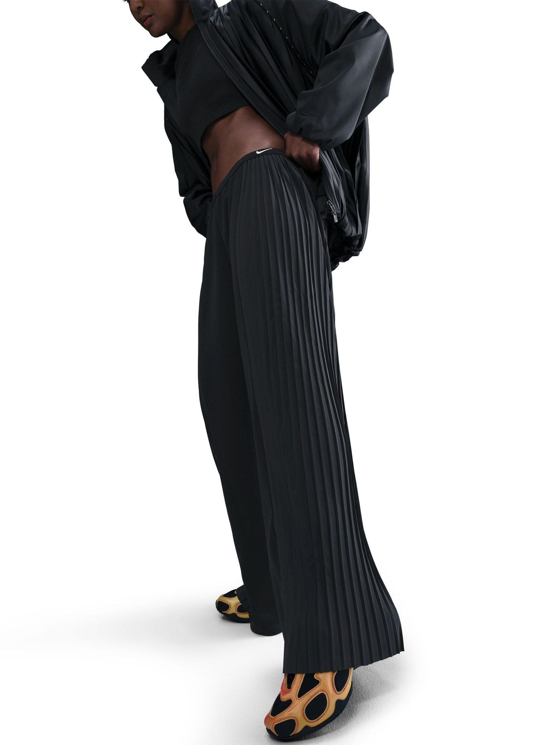 Nike JFA クリップボード ブラック Buy Nike Black Sportswear Pleated Joggers from Next South Africa