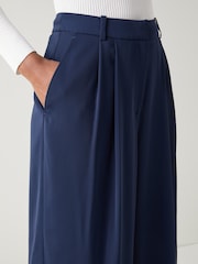 LK Bennett Sykes Midnight Plain Polyester Wide Leg Pleat Trousers - Imagem 3 de 3