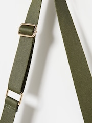 Oliver Bonas Brown Large Paddie Straw Weave Cross-Body Bag - Image 6 of 7