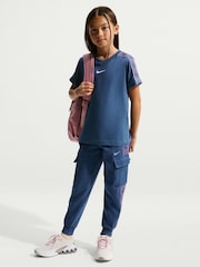 בצבע כחול נייבי, דגם Mystic - חולצת טי של Nike - תמונה 1 מתוך 5