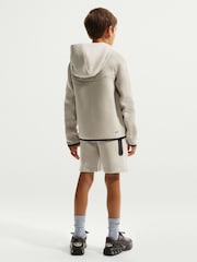 Nøytral - Nike Tech Fleece Kort - Bilde 2 av 5