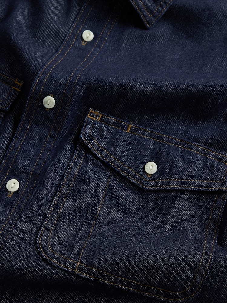 Gap Dark Indigo Blue UltraSoft Denim Relaxed Shirt - Image 4 of 4 Gap Dark Indigo Blue UltraSoft Denim Relaxed Shirt - Image 4 of 4