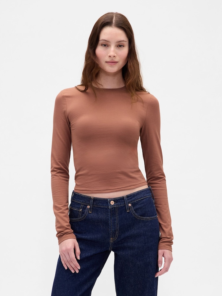 Gap Brown CloseKnit Jersey T-Shirt - Image 1 of 3 Gap Brown CloseKnit Jersey T-Shirt - Image 1 of 3