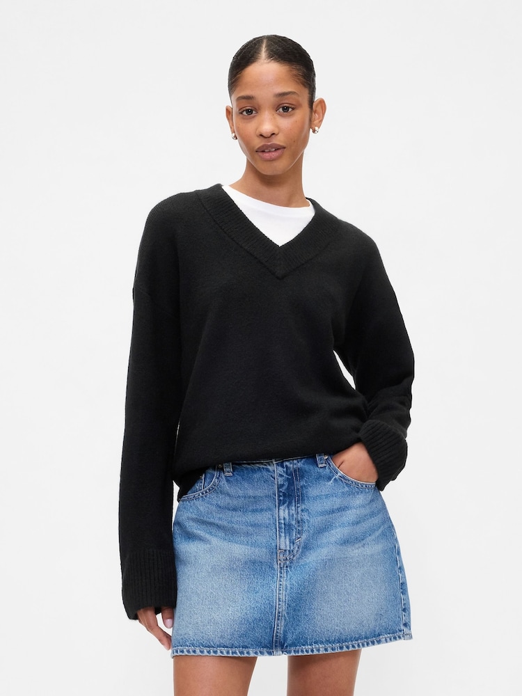 Gap Black V-Neck Sweatshirt - Image 1 of 5