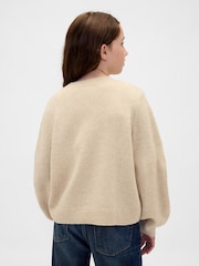 Crema - Gap CashSoft Crew Neck Jumper (4-13yrs) - Imagen 2 de 5