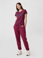 Gap Burgundy Red Logo Classic Short Sleeve Crew Neck T-Shirt - Image 3 of 4