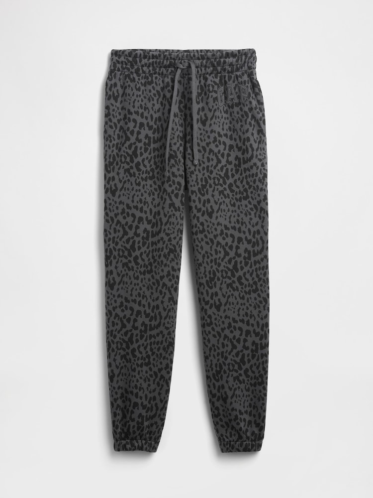 Gap Grey Heritage Pullover Arch Logo Hoodie - Image 5 of 5 Gap Grey Heritage Pullover Arch Logo Hoodie - Image 5 of 5