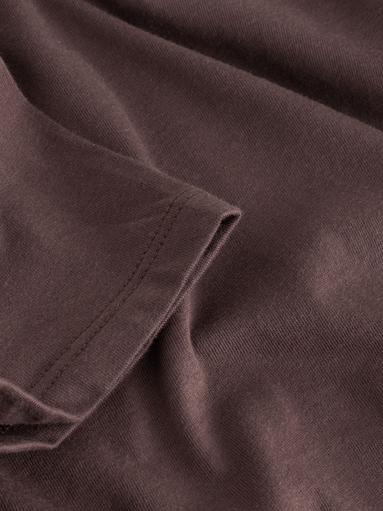 Gap Brown V-Neck Favourite Cotton Short Sleeve T-Shirt - Image 4 of 4 Gap Brown V-Neck Favourite Cotton Short Sleeve T-Shirt - Image 4 of 4