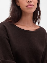 Marrón - Gap CashSoft Stretch Lantern-Sleeve Crop Sweatshirt - Imagen 4 de 4