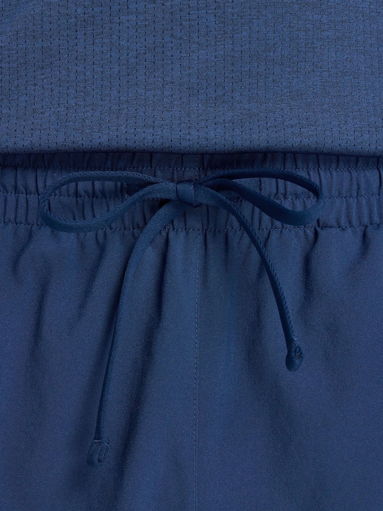 New Balance Navy Fast Days 7inch Shorts - Image 6 of 6