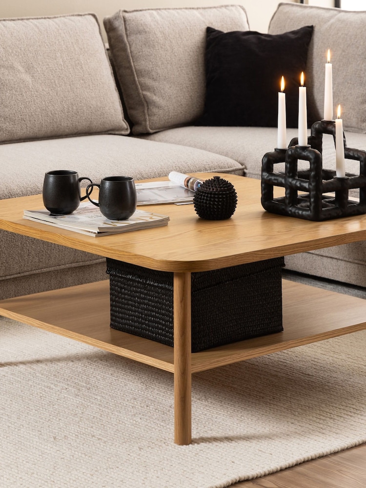 Actona Oak Banbury Square Coffee Table - Image 2 of 6