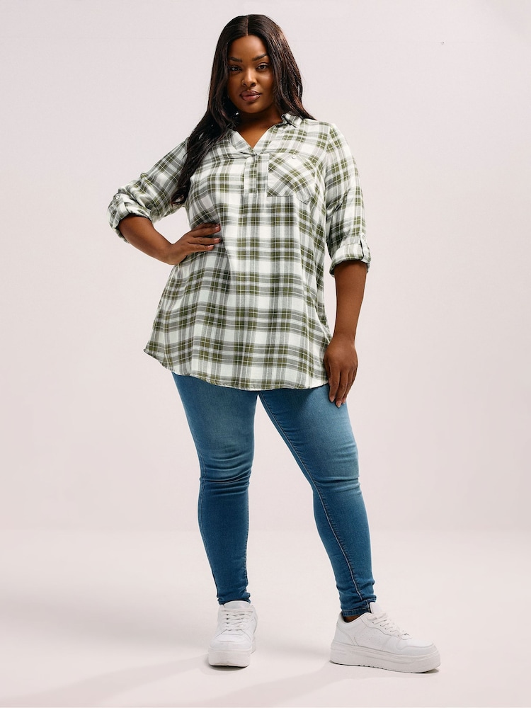 Verde - Camisa Yours Curve de viscose com sobreposição Check - Imagem 2 de 5