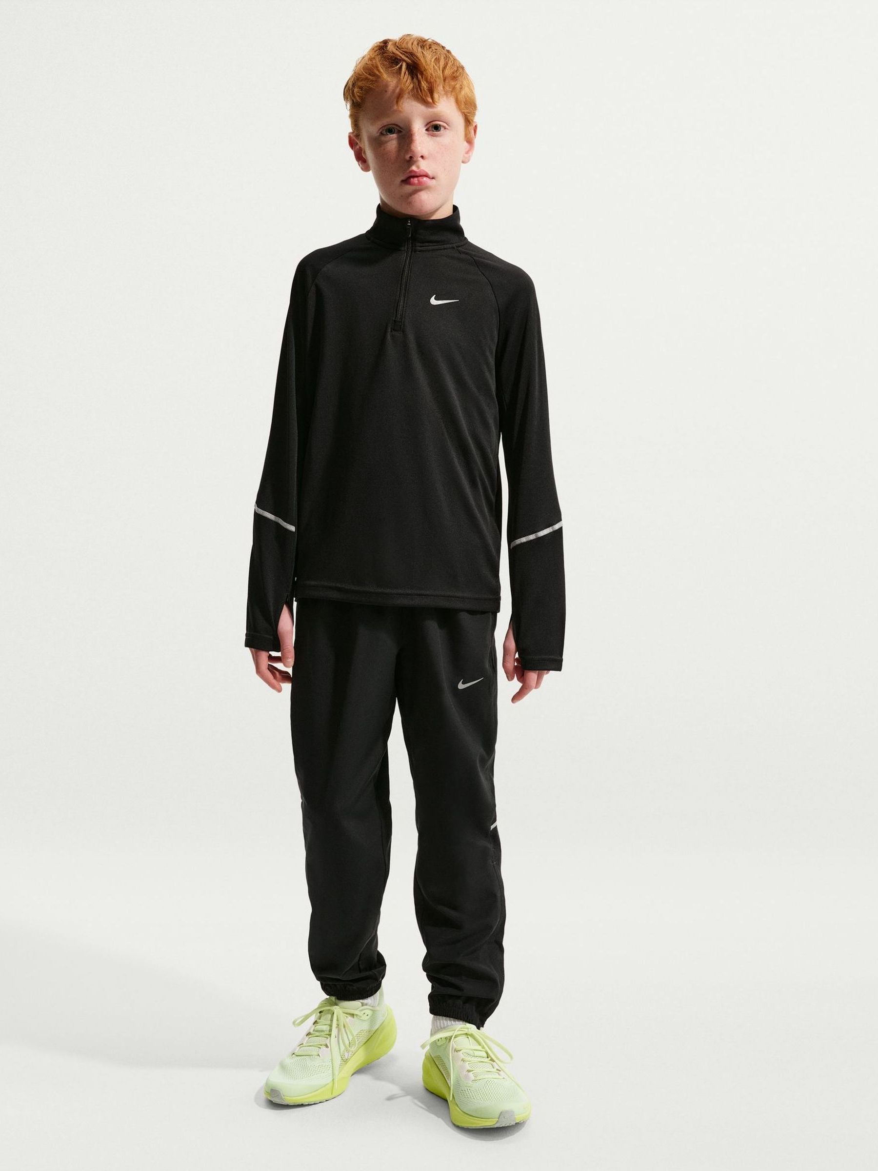 nike black tracksuit pants
