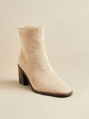 Nua - Linzi Orlando Block Heeled Ankle Boots - Imagem 7 de 7