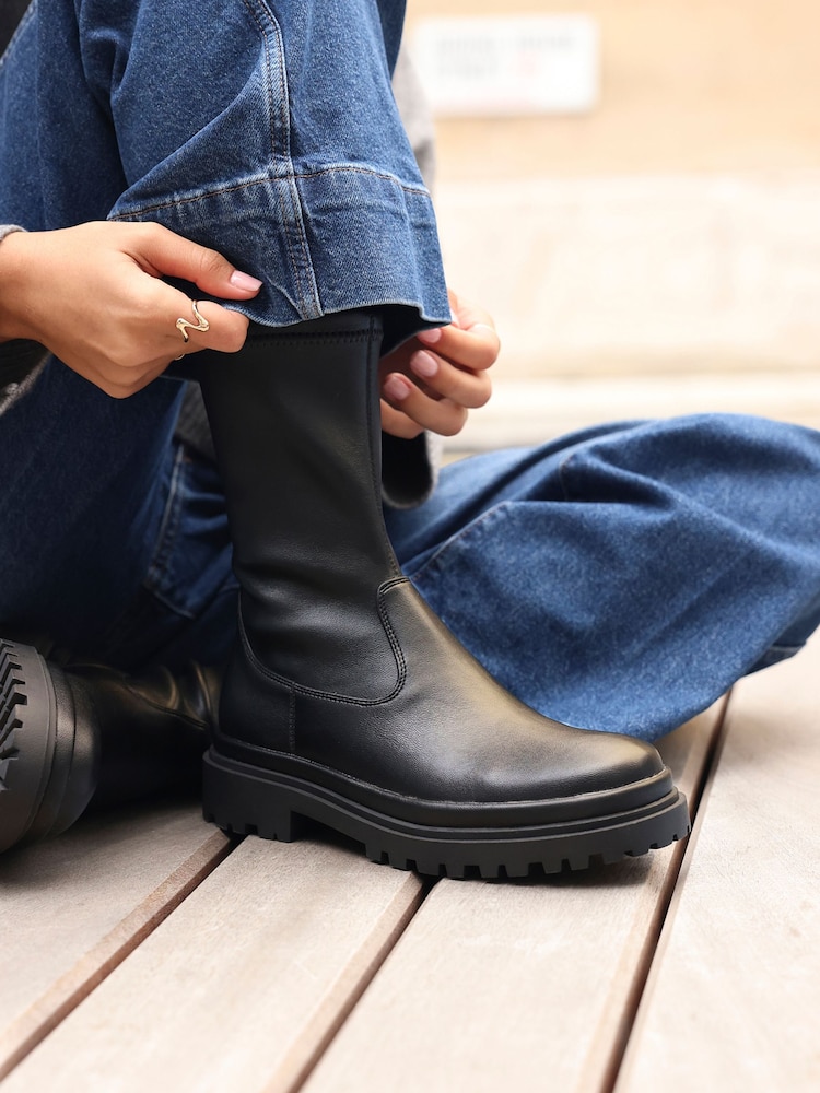 Linzi Black Edge Stretch Ankle Boots - Image 6 of 6 Linzi Black Edge Stretch Ankle Boots - Image 6 of 6