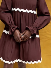 Ro&Zo Brown Bardot Contrast Trim Dress - Image 5 of 6