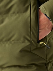 Regatta Green Altoro Thermal Heavyweight Coat - Image 5 of 9