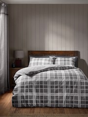 Catherine Lansfield Cosy Sherpa Check Duvet Cover Set - Imagen 1 de 4