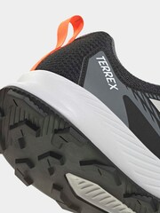 adidas Black Terrex Tracefinder Trail Running Trainers Junior - Image 8 of 9