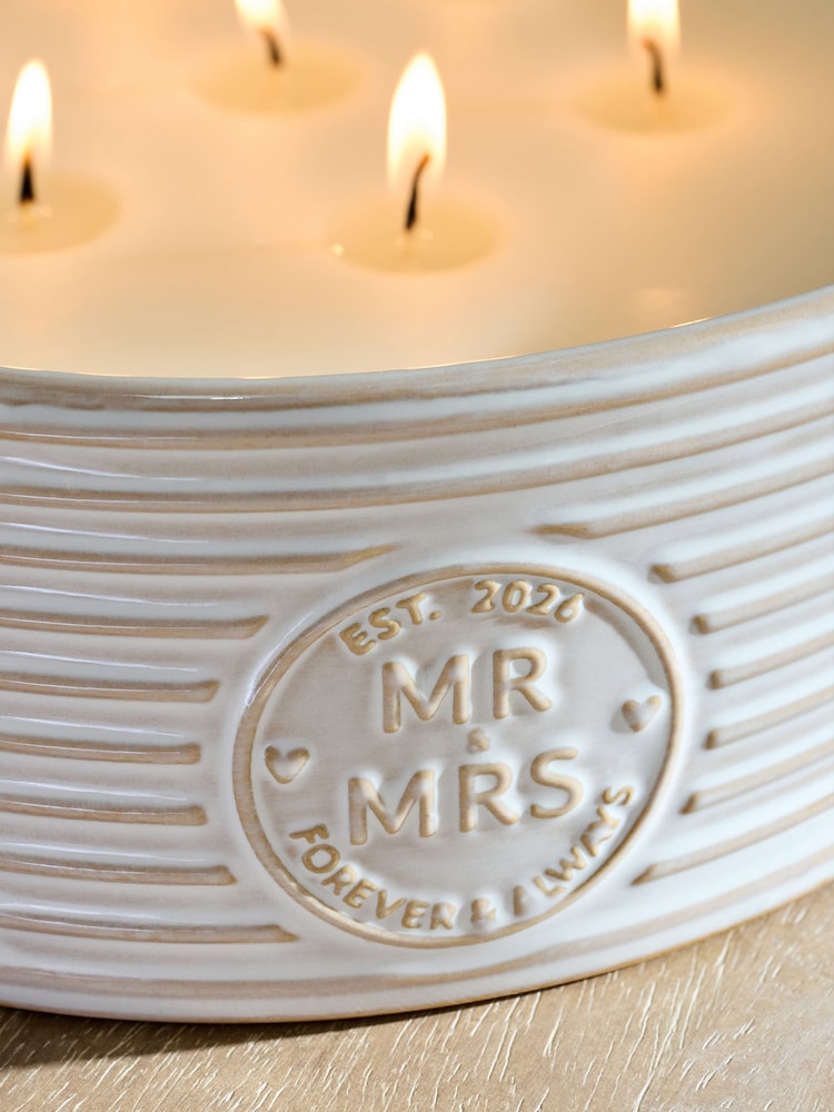 Neutral Est In 2026 Mr and Mrs Wedding 6 Wick Candle - Image 2 of 3