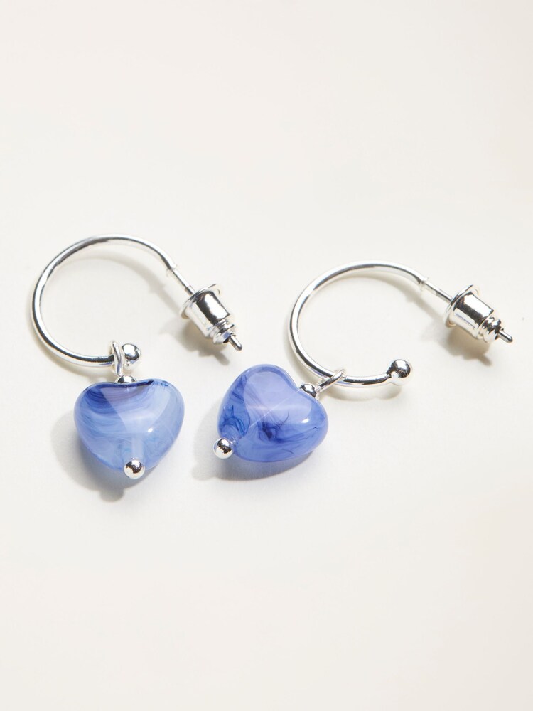 FatFace Heart Bead Hoop Earrings - صورة 2 من 2 FatFace Heart Bead Hoop Earrings - صورة 2 من 2