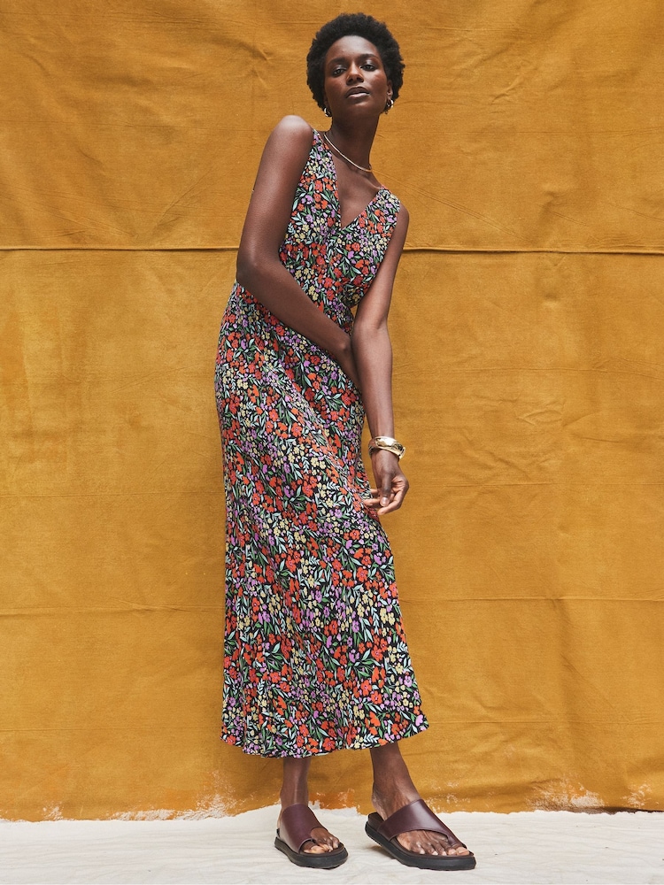 Ro&Zo Red Ditsy V-Neck Midi Dress - Image 1 of 1
