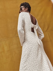 Vestido Ro&Zo Petite de bolinhas com amarração nas costas - Imagem 2 de 5
