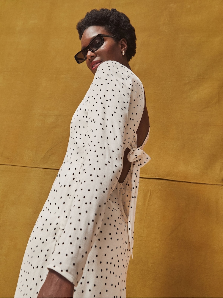 Vestido Ro&Zo Petite de bolinhas com amarração nas costas - Imagem 5 de 5