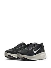 Nike (platas) Vomero 18 skriešanas kedas - Attēls 2 no 8