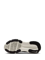 Nike (platas) Vomero 18 skriešanas kedas - Attēls 3 no 8