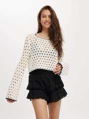 Crema - Cotton On Zendaya Wide Neck Crochet Sweater - Imagen 1 de 4