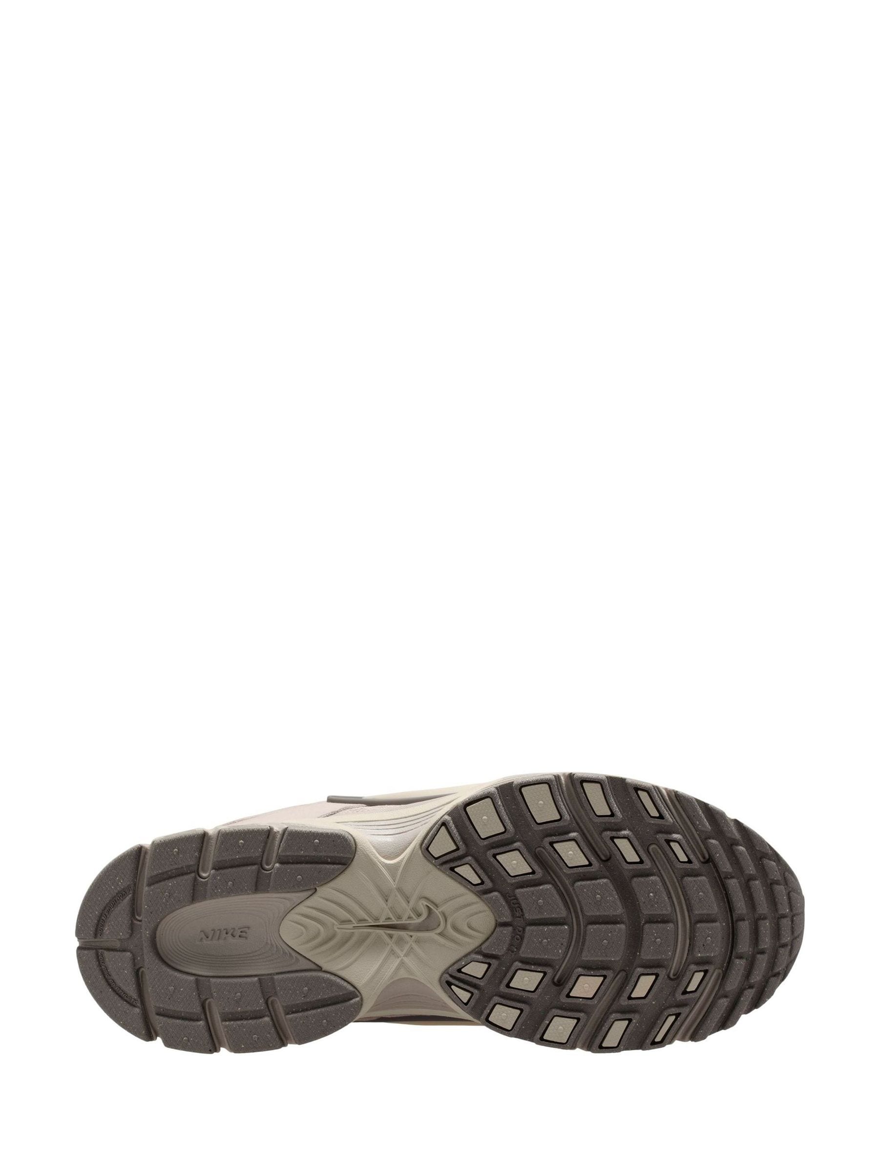 ◆mokaren☆プロフ読んでね☆即決OK◆ Buy Nike Brown Moon Soft Pearl V5 Runner Trainers from Next Romania