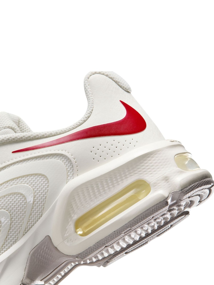 Nike Cream/Red Air Max Fire Trainers - Image 10 of 10