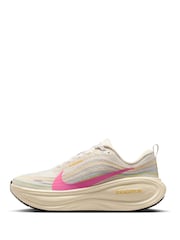 Cream Pink - Tênis de corrida Nike Vomero Plus - Imagem 2 de 11
