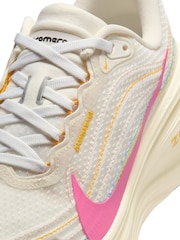 Cream Pink - Tênis de corrida Nike Vomero Plus - Imagem 9 de 11