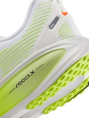 Nike White/Green Volt Youth Vomero 18 Road Running Trainers - Image 11 of 11