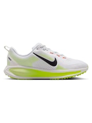 Nike White/Green Volt Youth Vomero 18 Road Running Trainers - Image 3 of 11